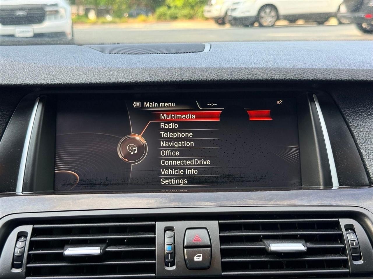 BMW 5-Series  2016