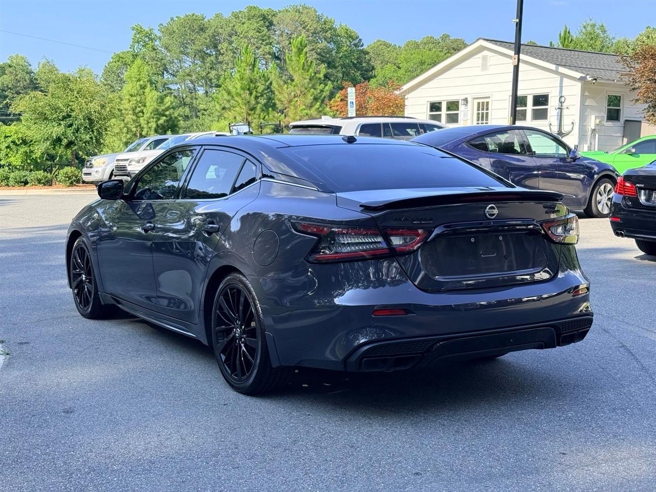 Nissan Maxima  2021