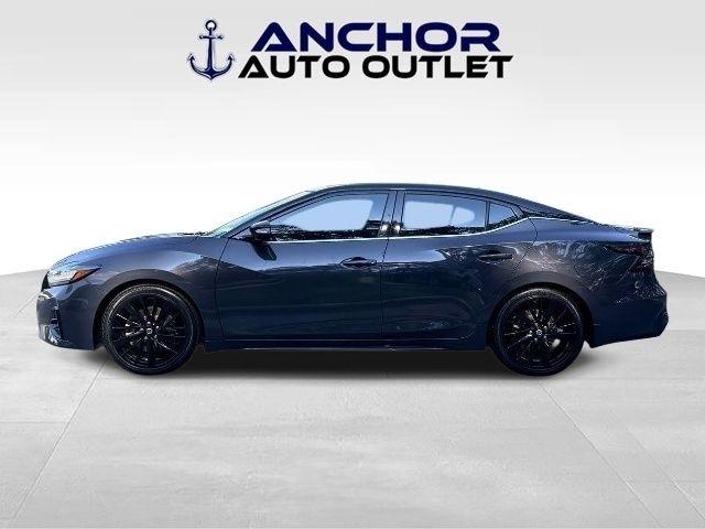 Nissan Maxima  2021