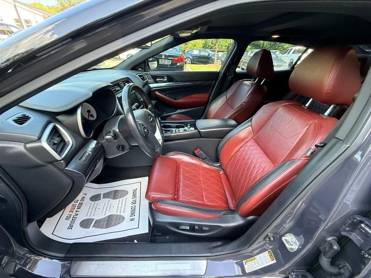 Nissan Maxima  2021