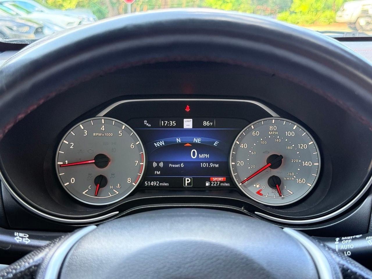 Nissan Maxima  2021