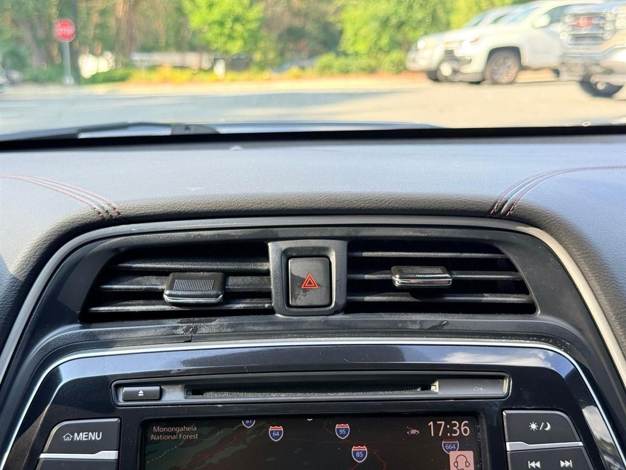 Nissan Maxima  2021
