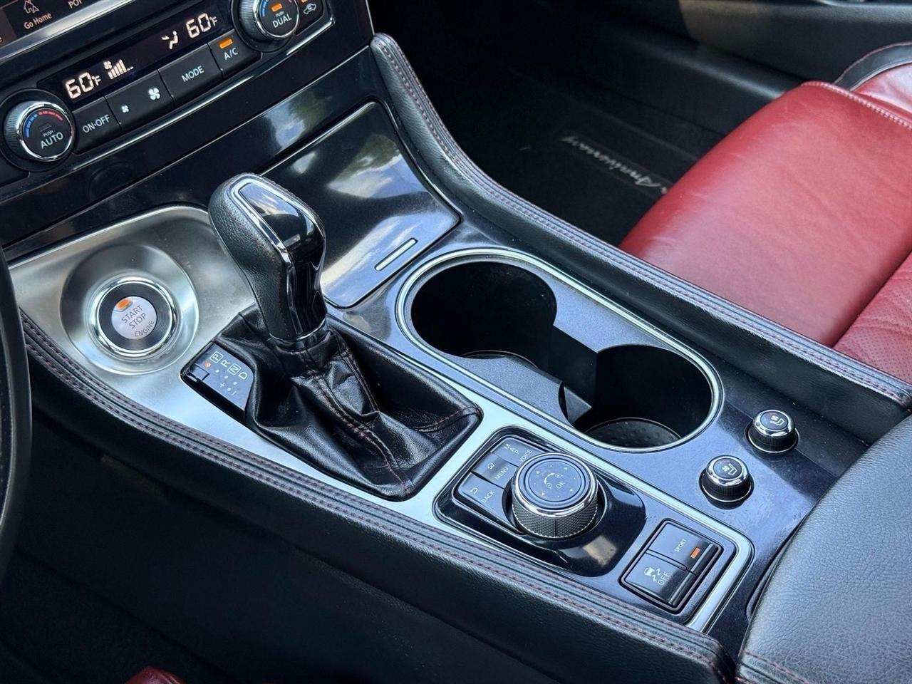 Nissan Maxima  2021