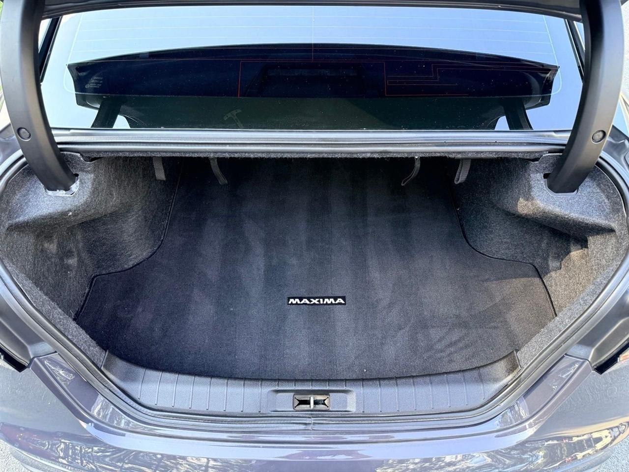 Nissan Maxima  2021