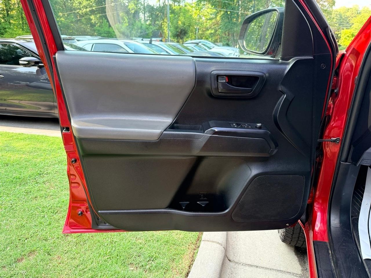 Toyota Tacoma  2016