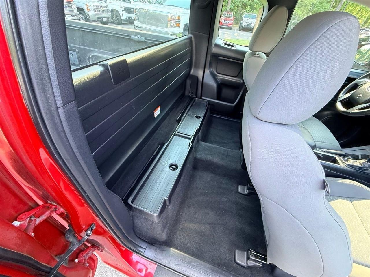 Toyota Tacoma  2016