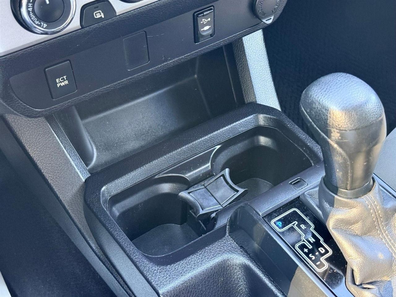 Toyota Tacoma  2016