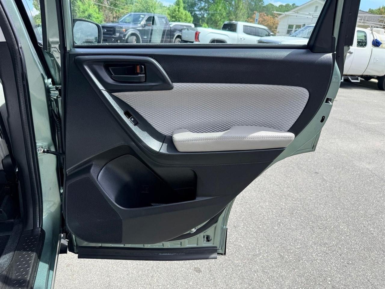 Subaru Forester  2017