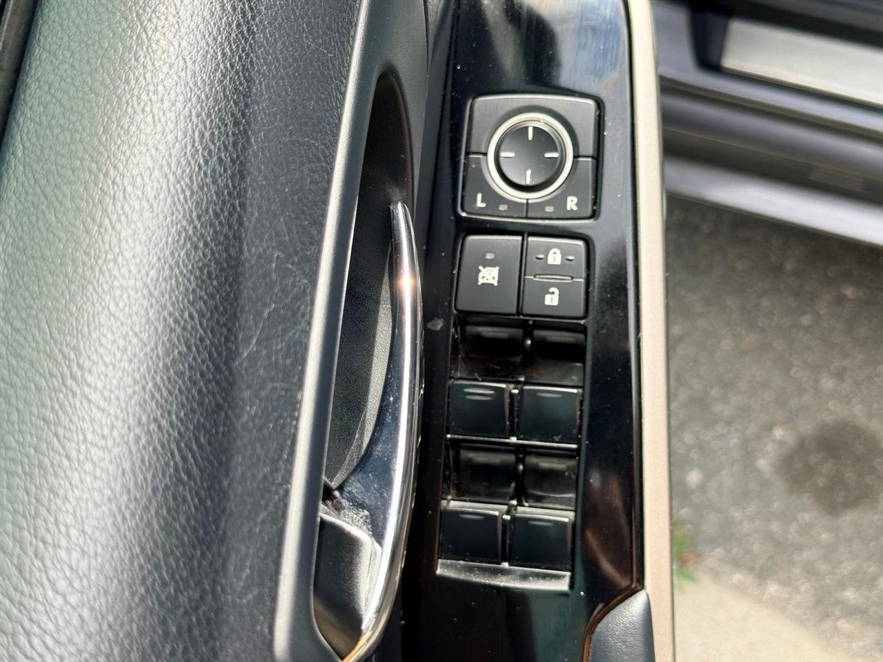 Lexus IS  2016