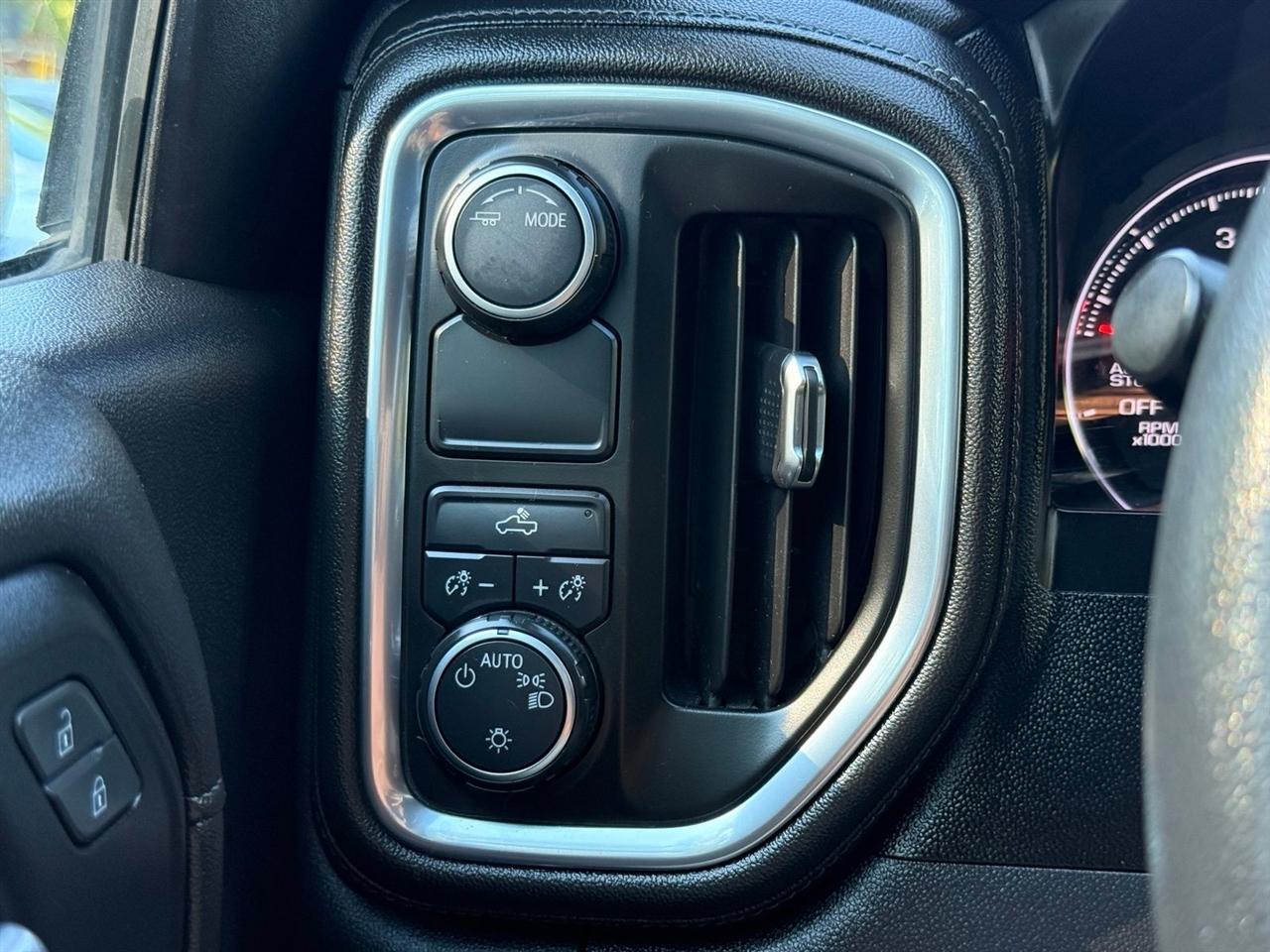 Chevrolet Silverado 1500  2020