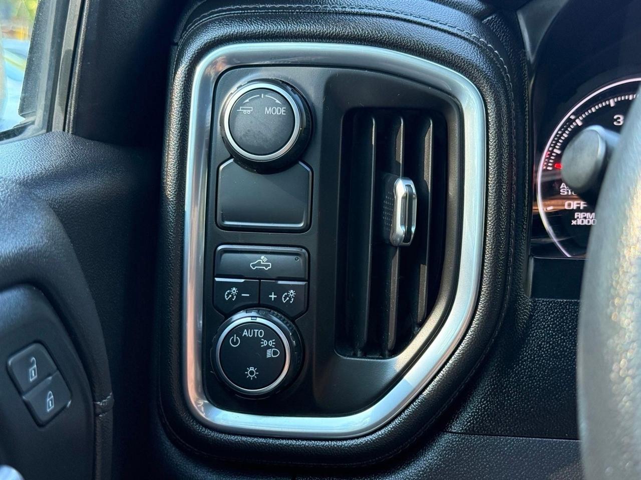 Chevrolet Silverado 1500  2020
