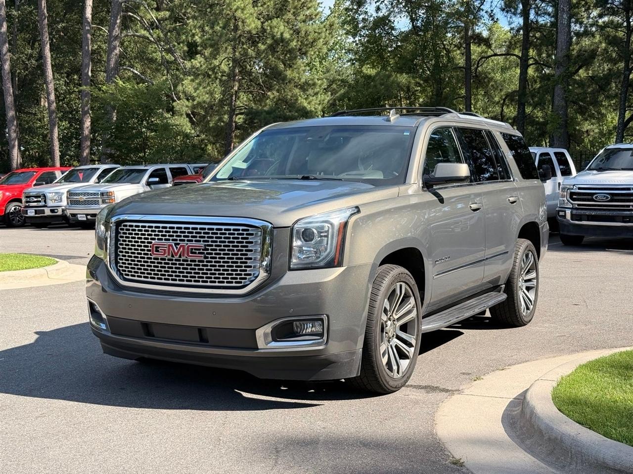 GMC Yukon Denali  2017