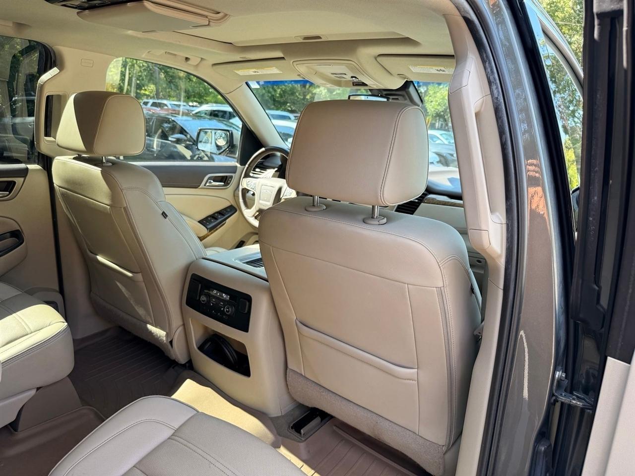 GMC Yukon Denali  2017