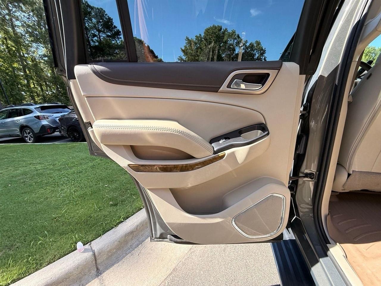 GMC Yukon Denali  2017