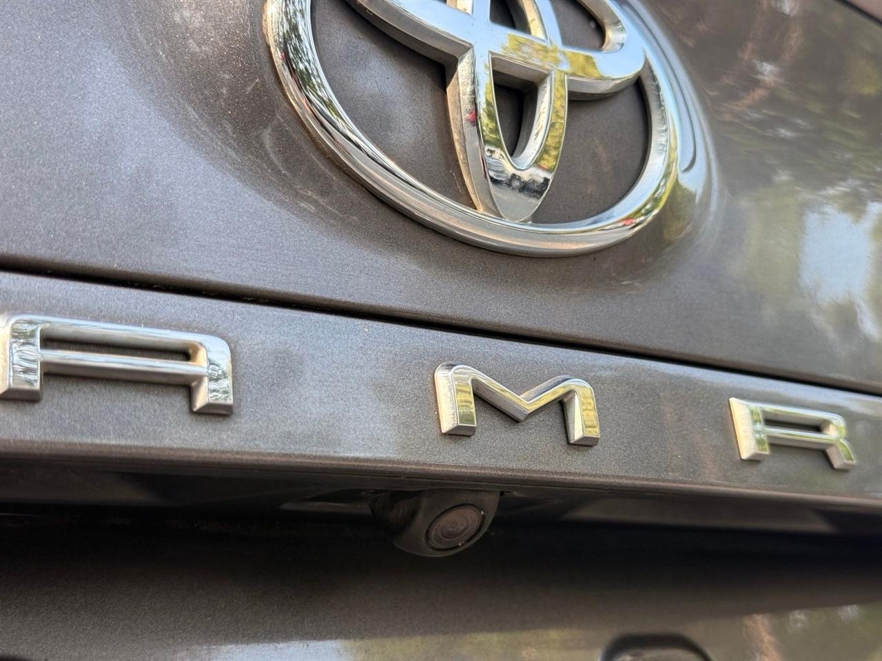 Toyota Camry  2019