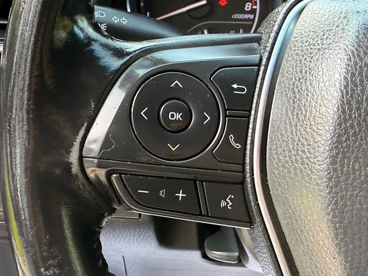 Toyota Camry  2019