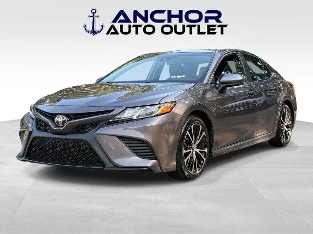 Toyota Camry  2019