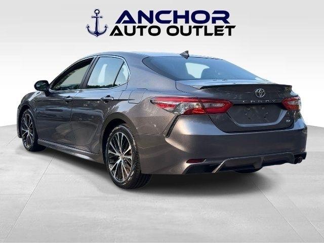 Toyota Camry  2019