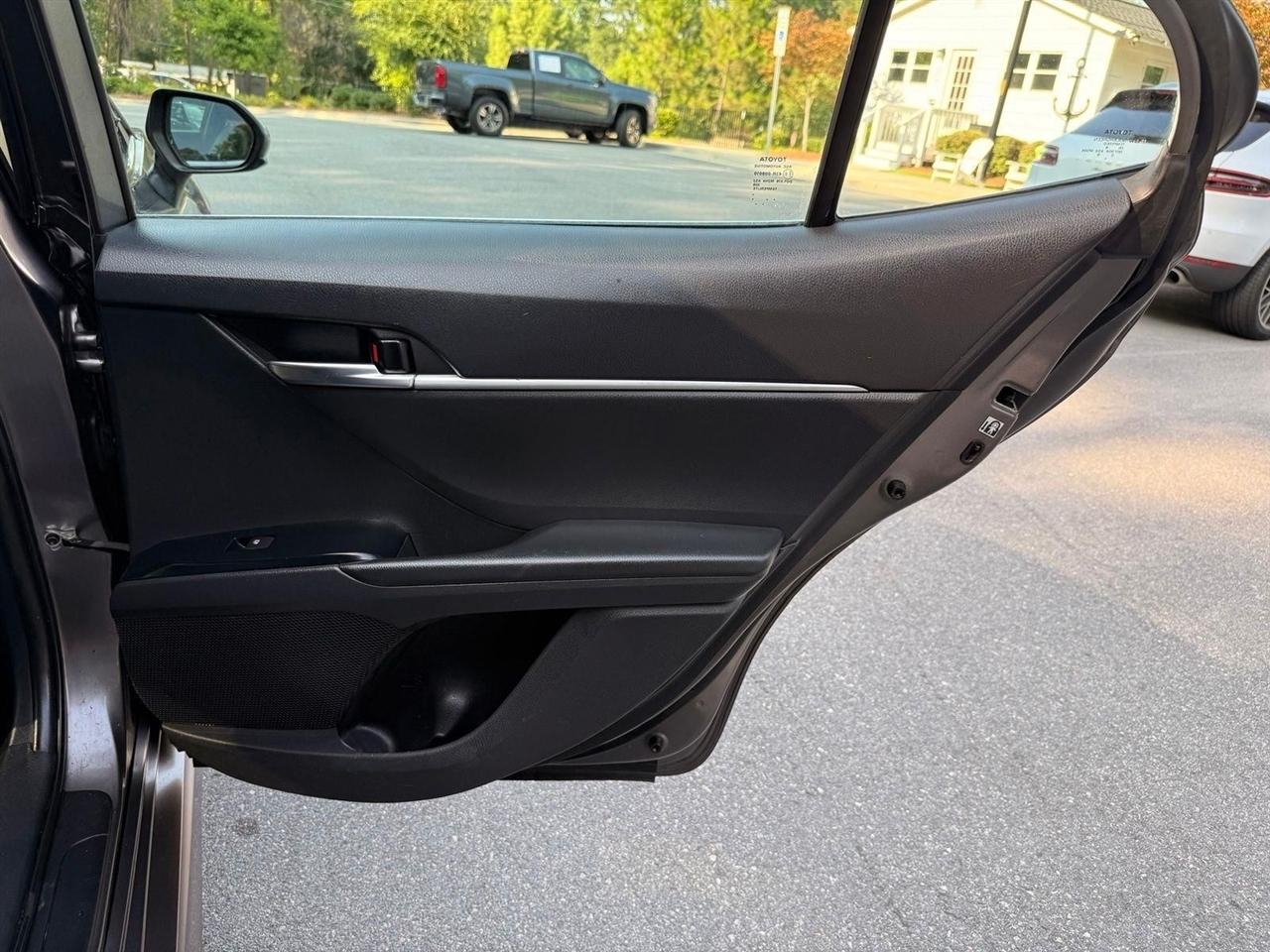 Toyota Camry  2019