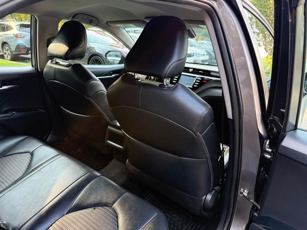 Toyota Camry  2019