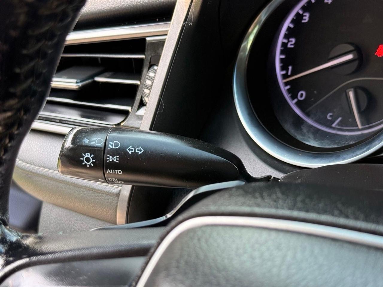 Toyota Camry  2019