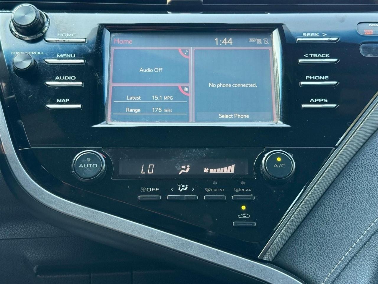 Toyota Camry  2019