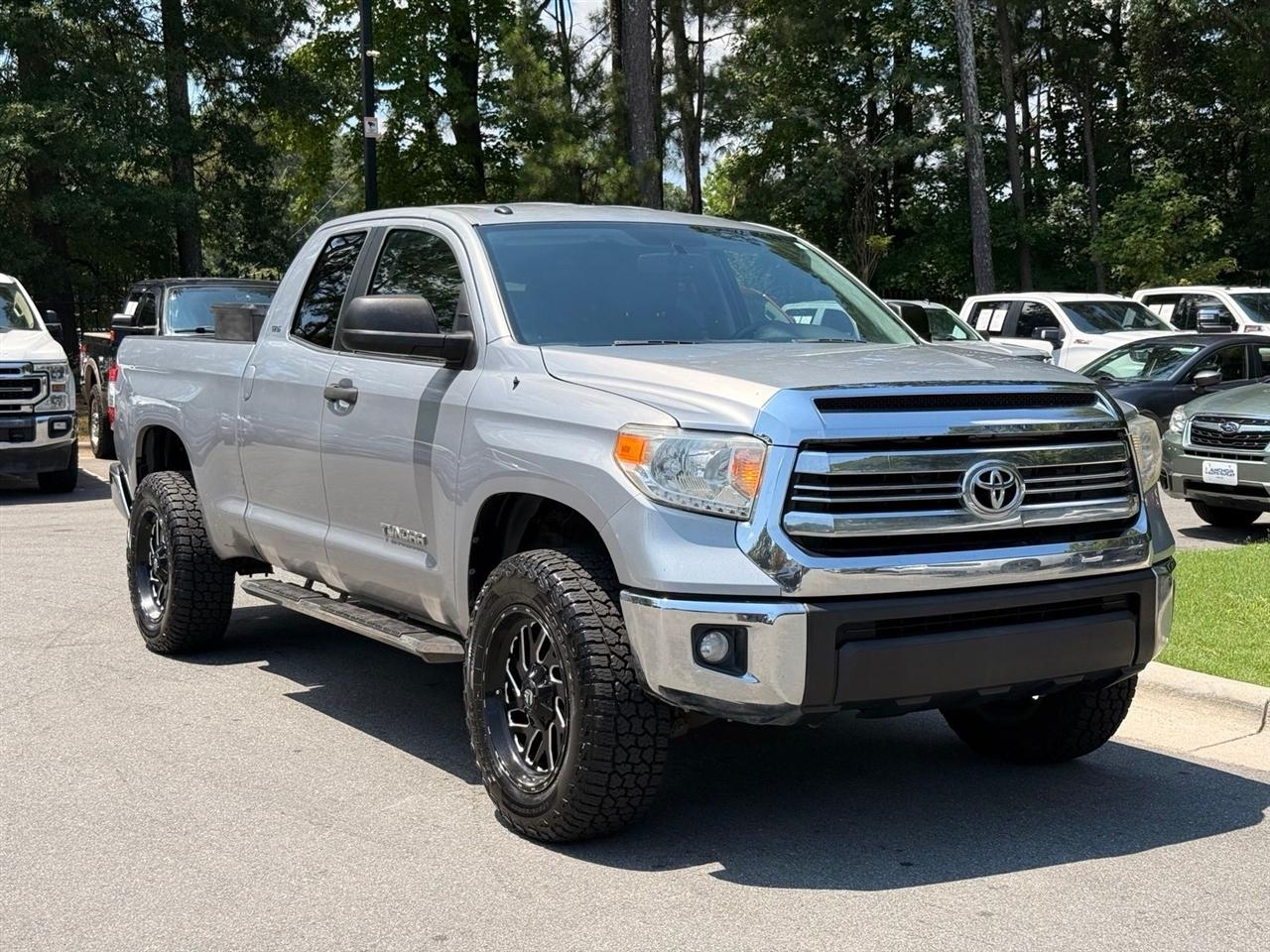 Toyota Tundra  2016
