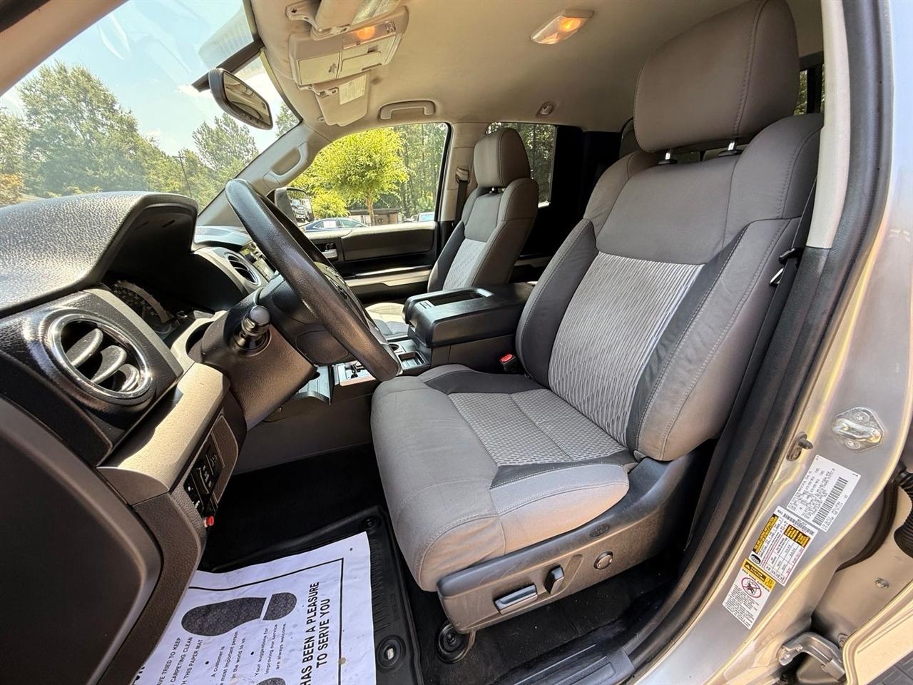Toyota Tundra  2016