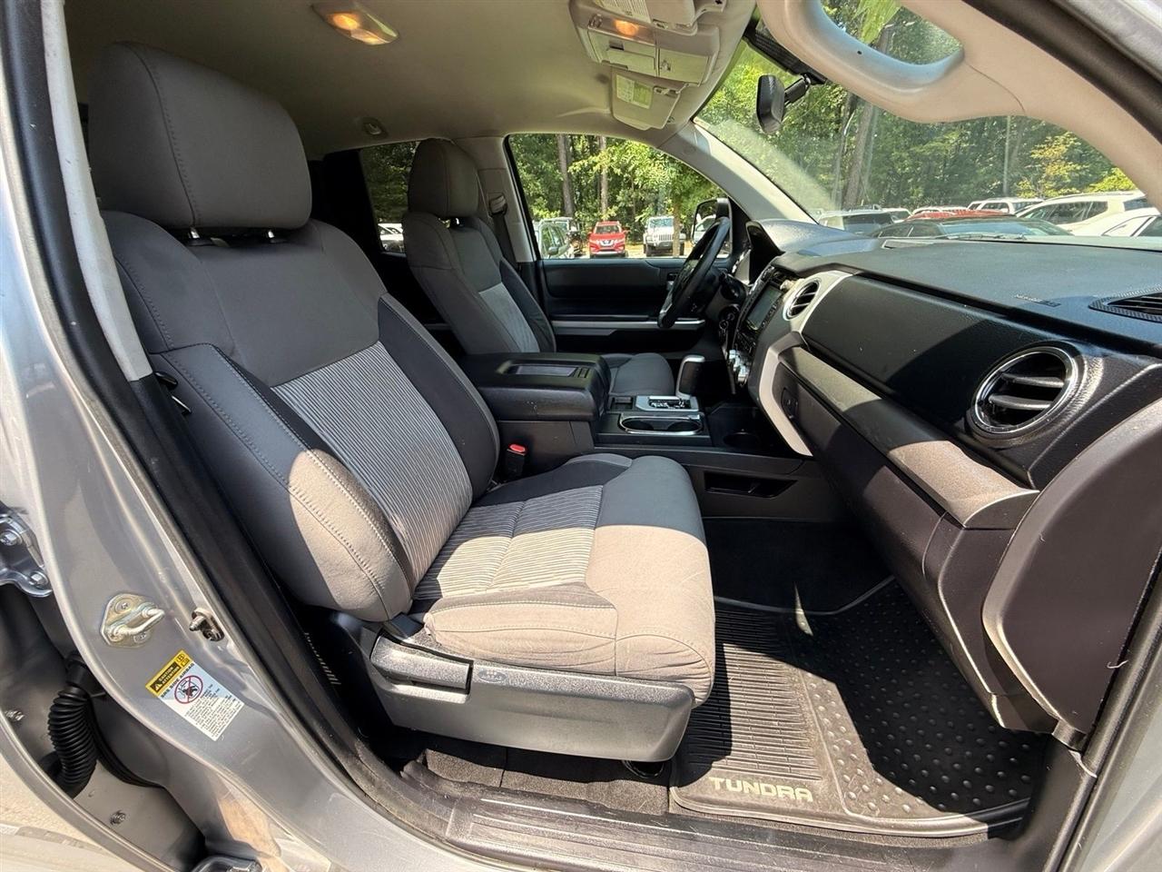 Toyota Tundra  2016