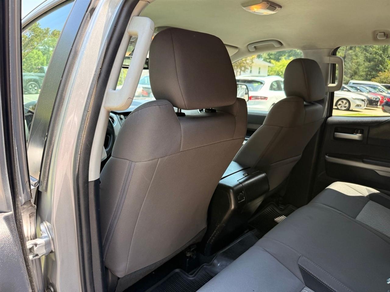 Toyota Tundra  2016