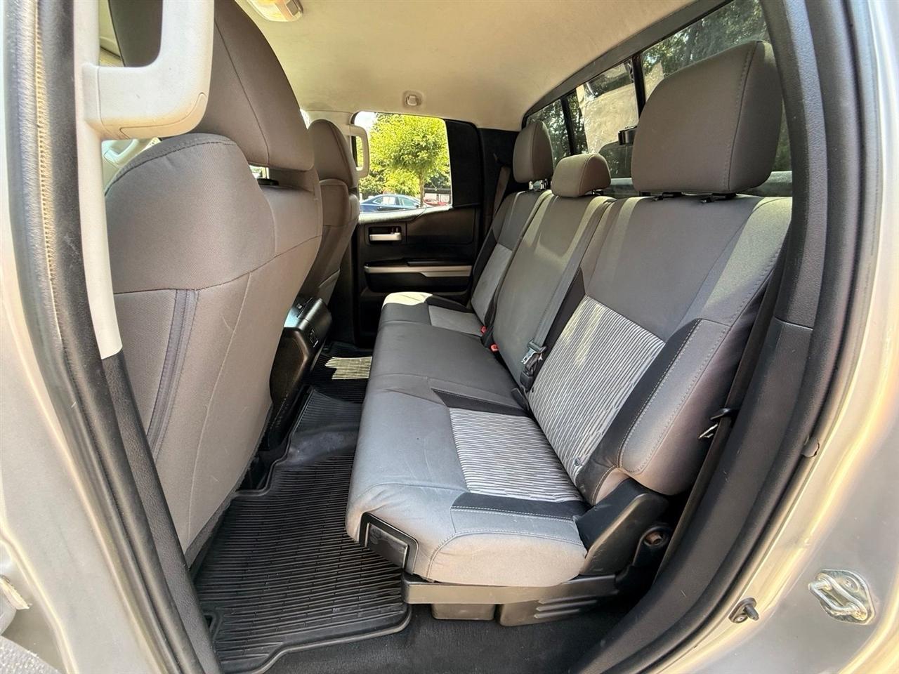 Toyota Tundra  2016