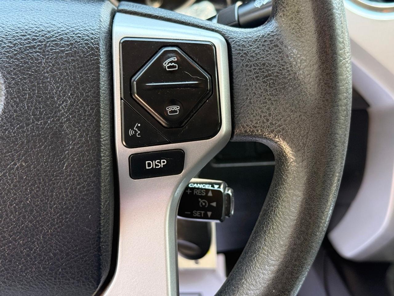 Toyota Tundra  2016