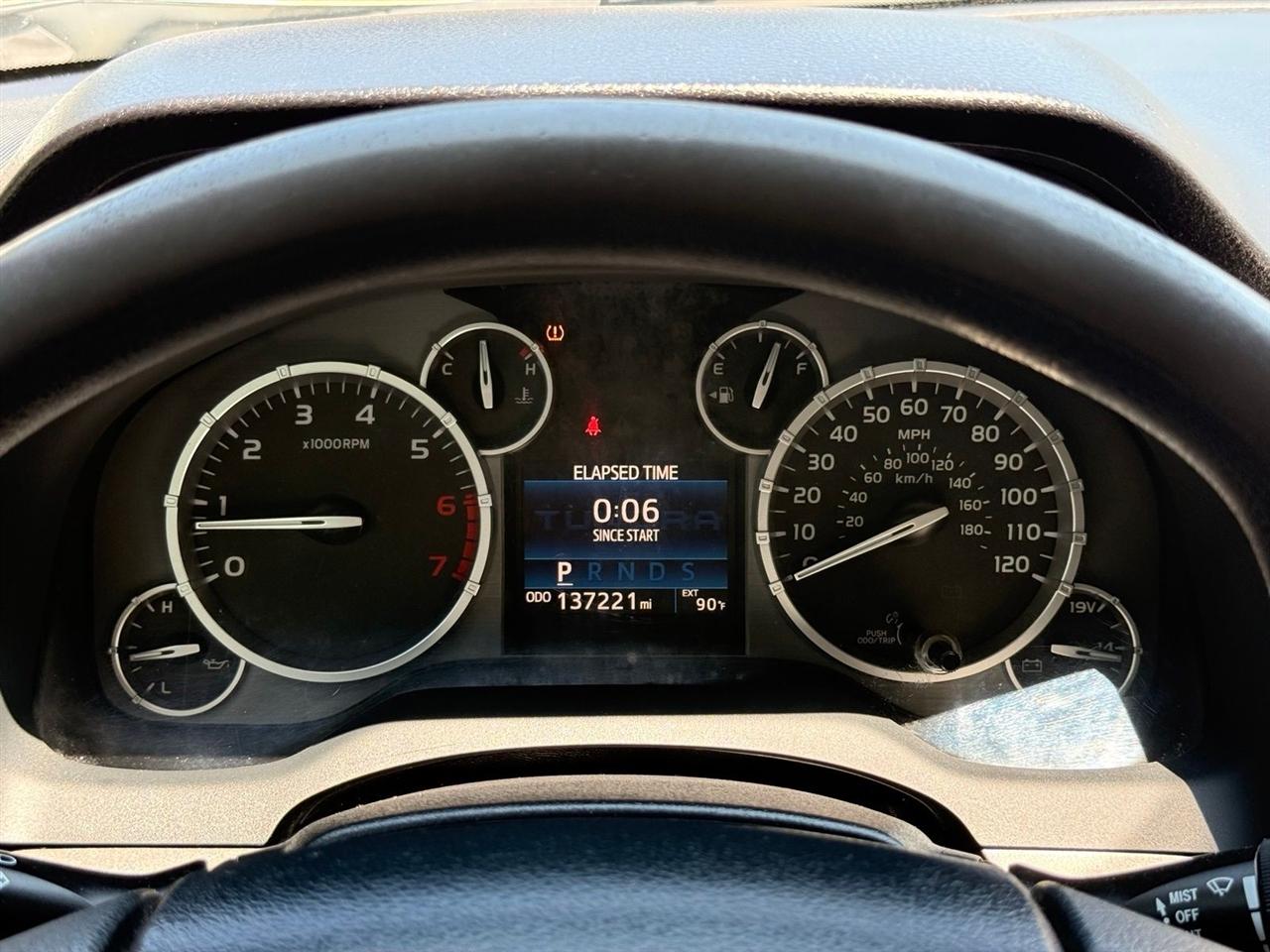 Toyota Tundra  2016