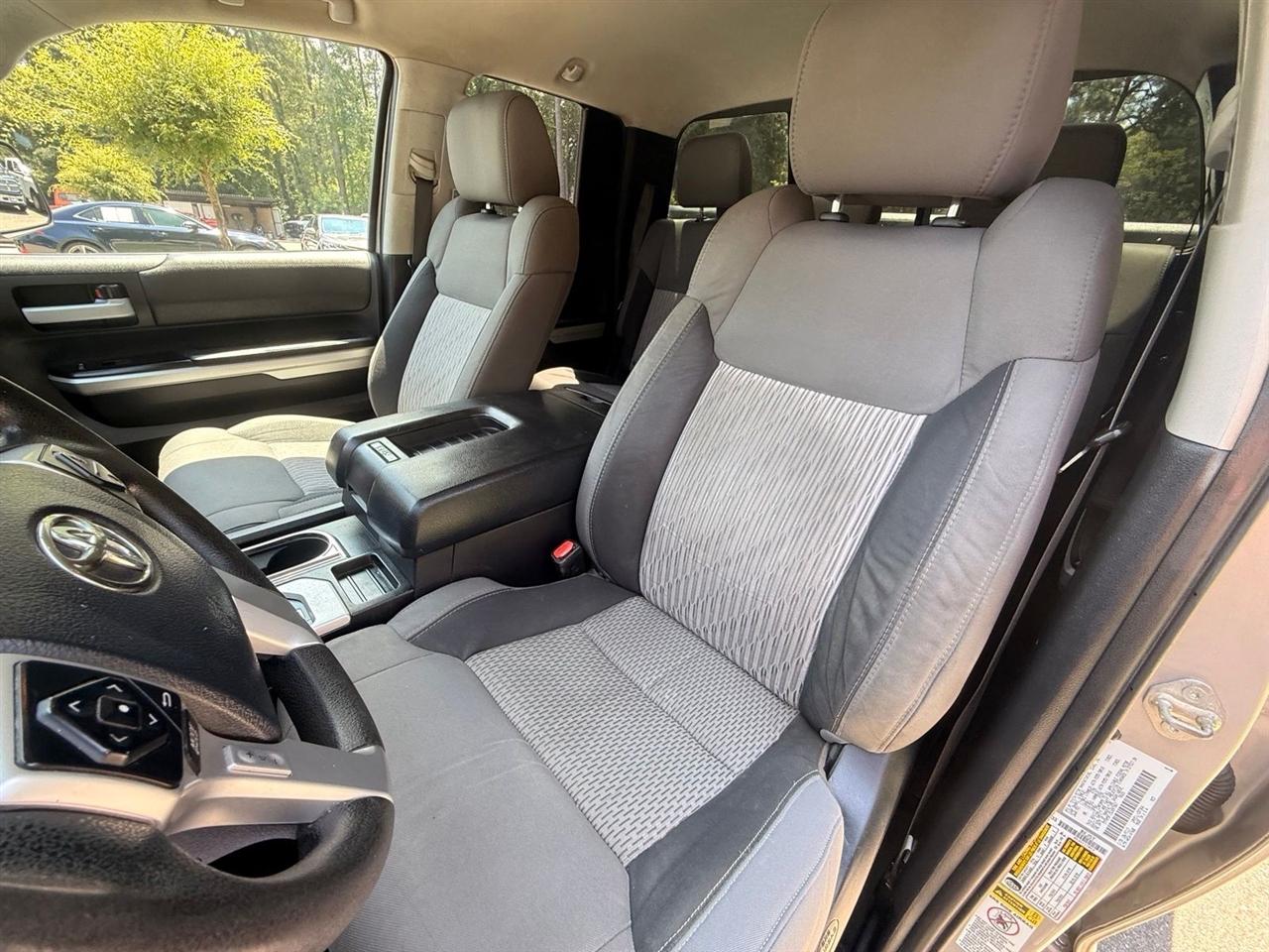 Toyota Tundra  2016