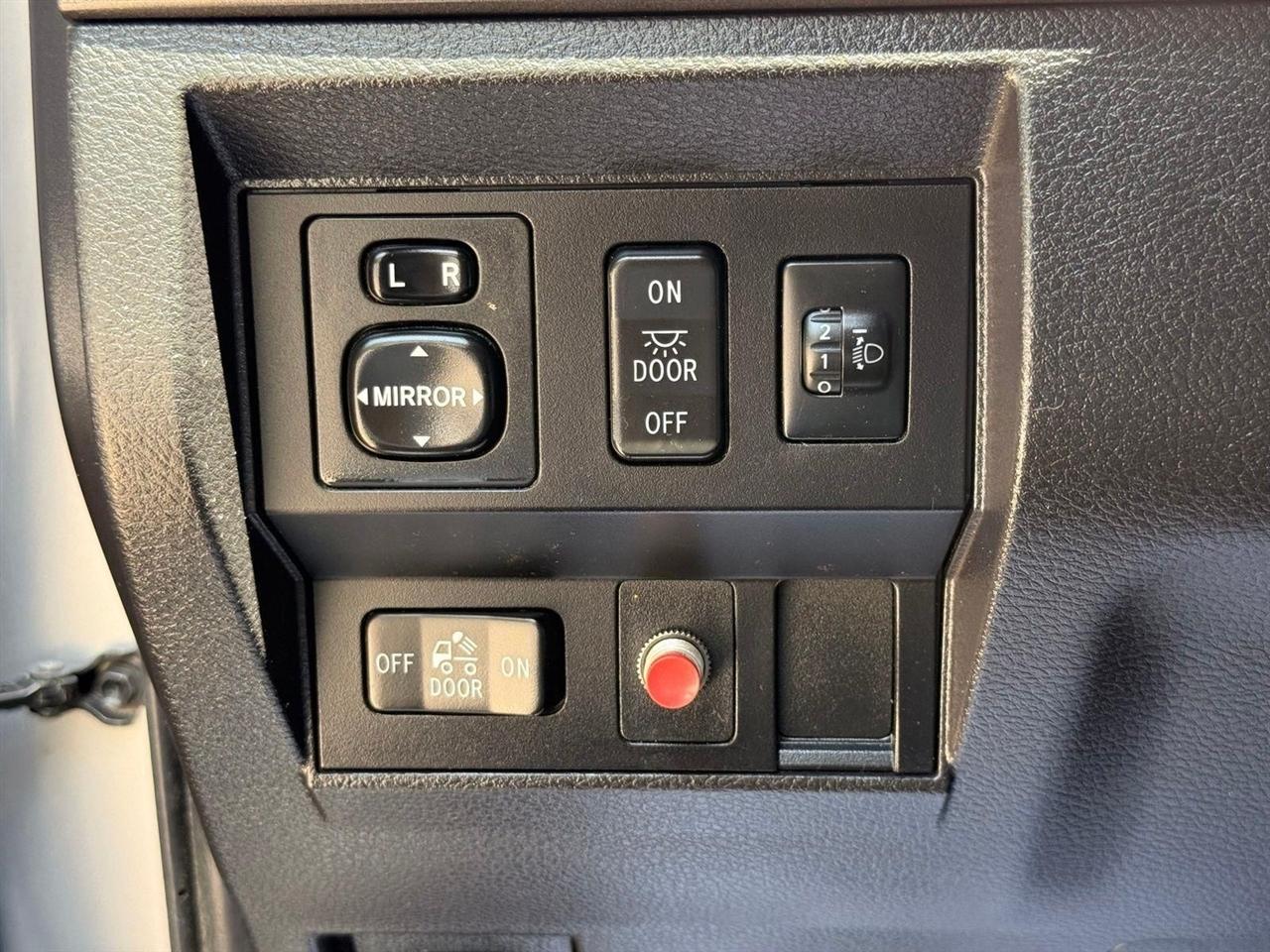Toyota Tundra  2016