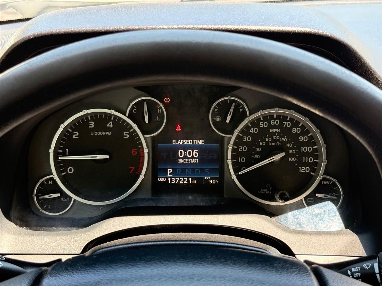 Toyota Tundra  2016