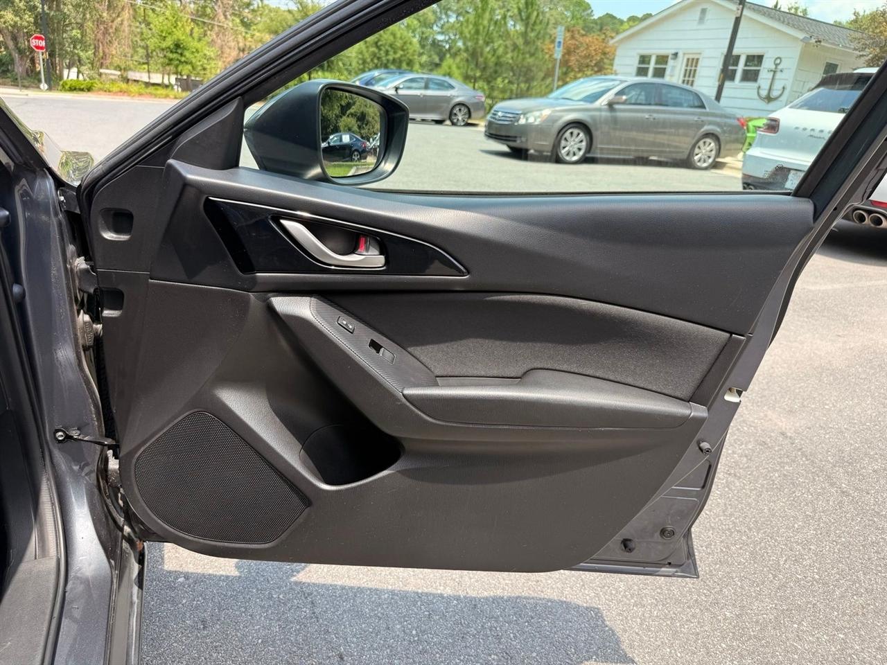 Mazda MAZDA3  2014