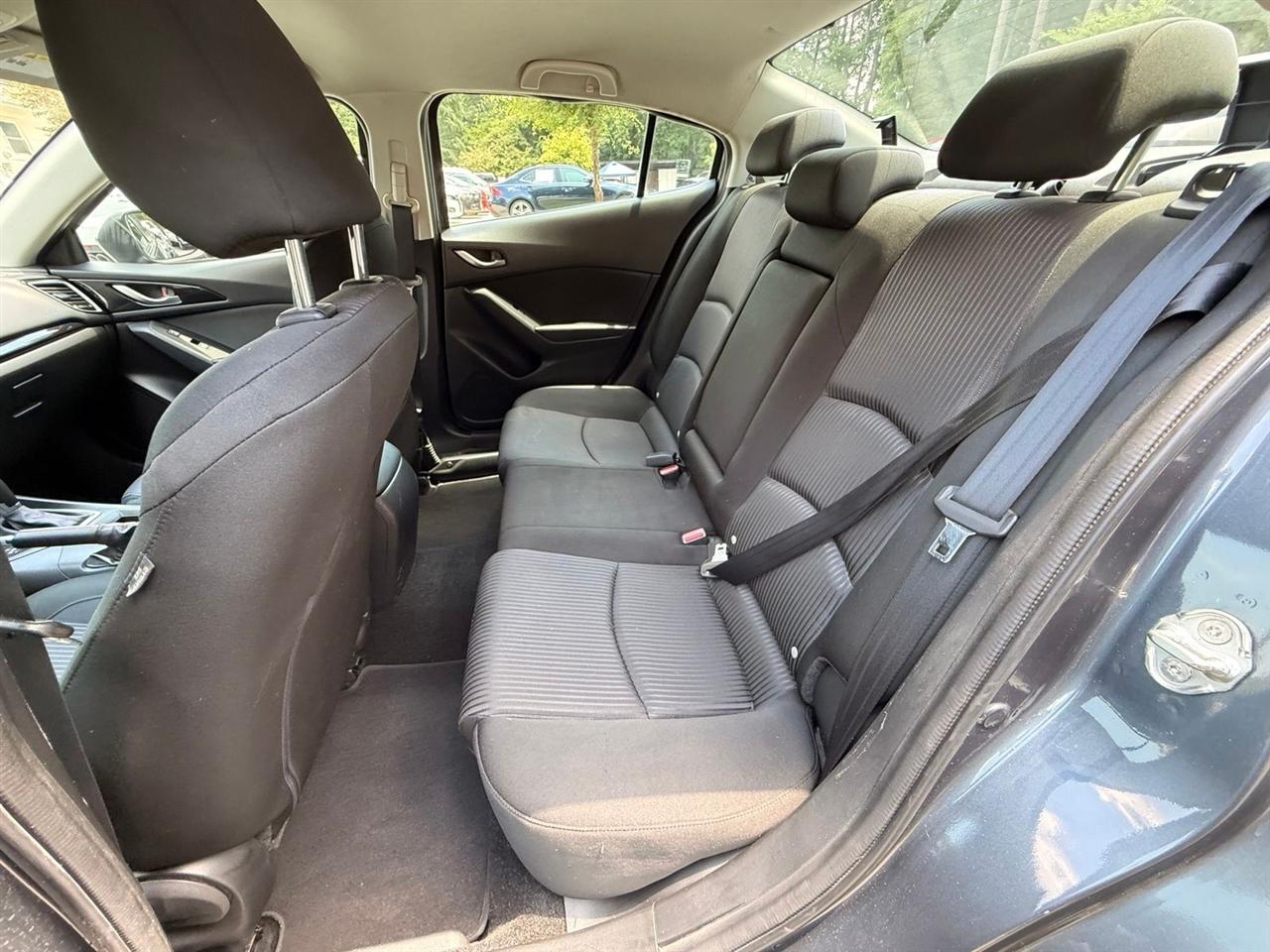 Mazda MAZDA3  2014