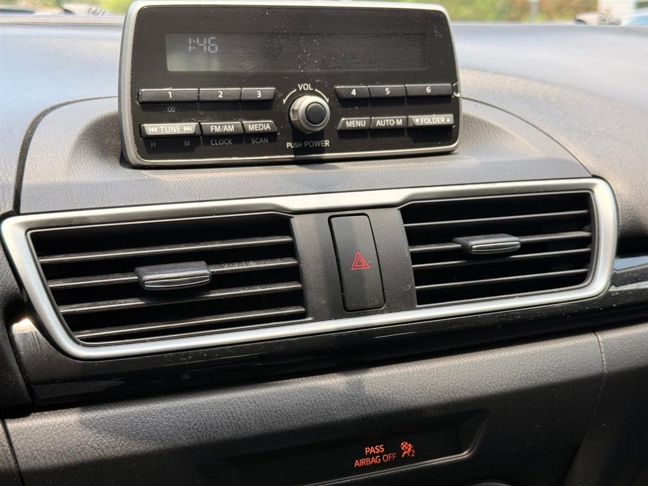 Mazda MAZDA3  2014