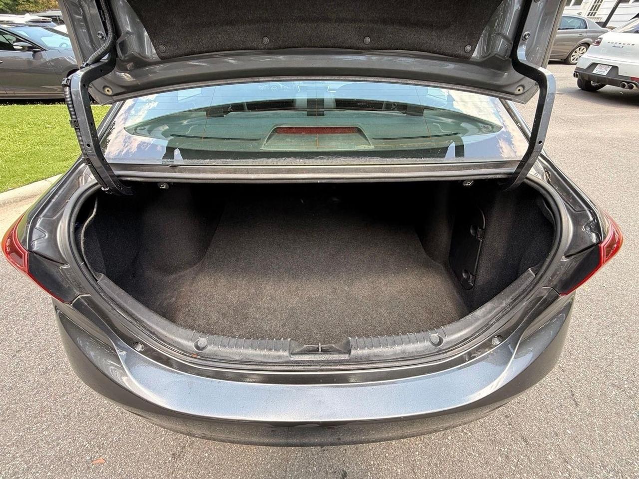 Mazda MAZDA3  2014