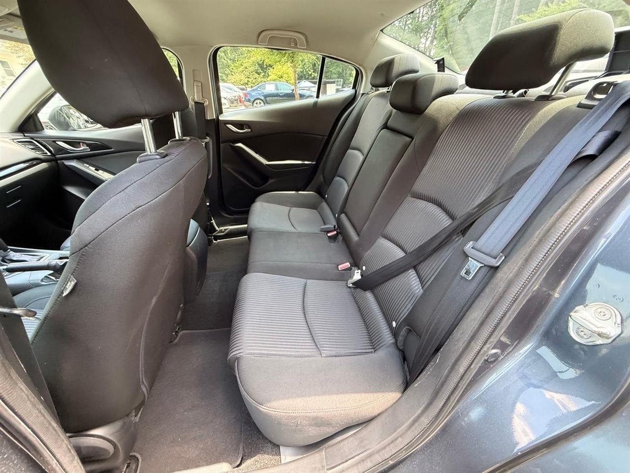 Mazda MAZDA3  2014
