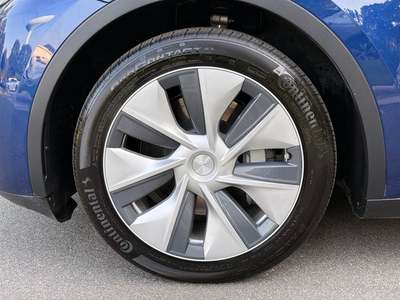 Tesla Model Y  2021