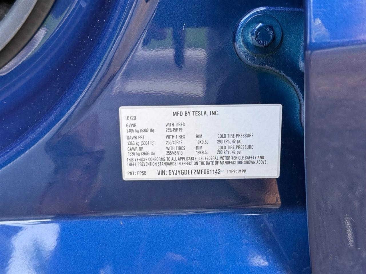 Tesla Model Y  2021