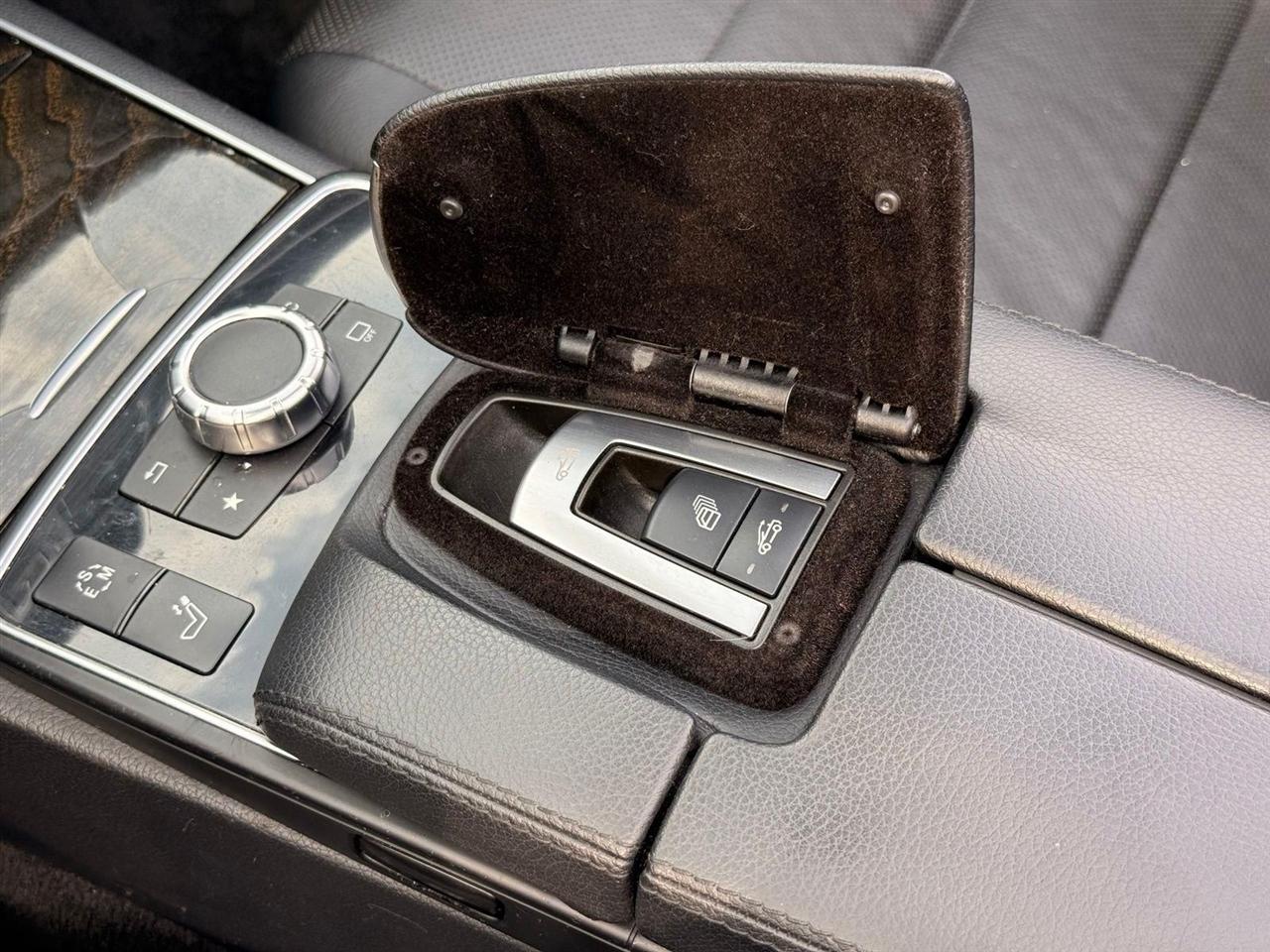 Mercedes-Benz E-Class  2016