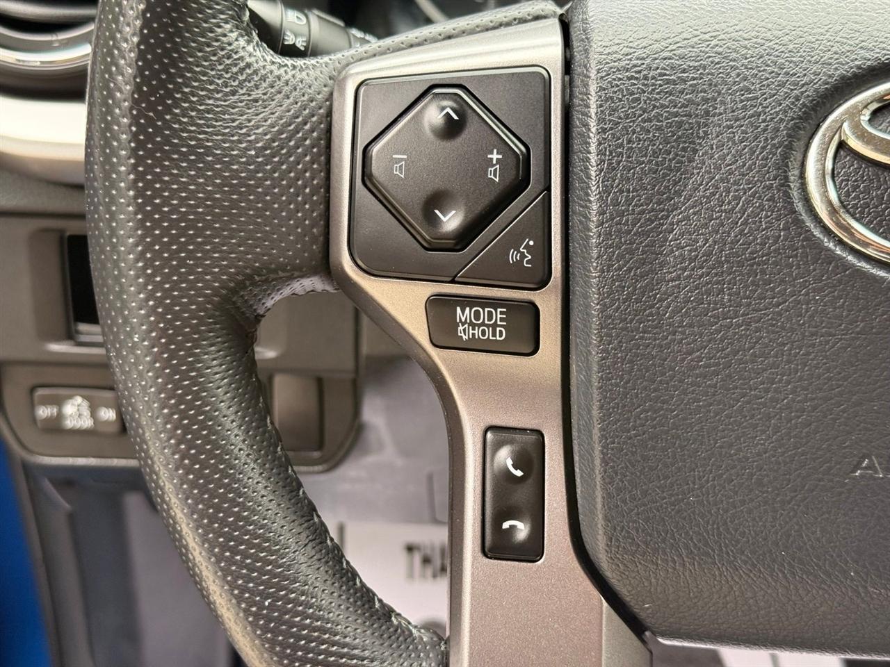 Toyota Tacoma  2018