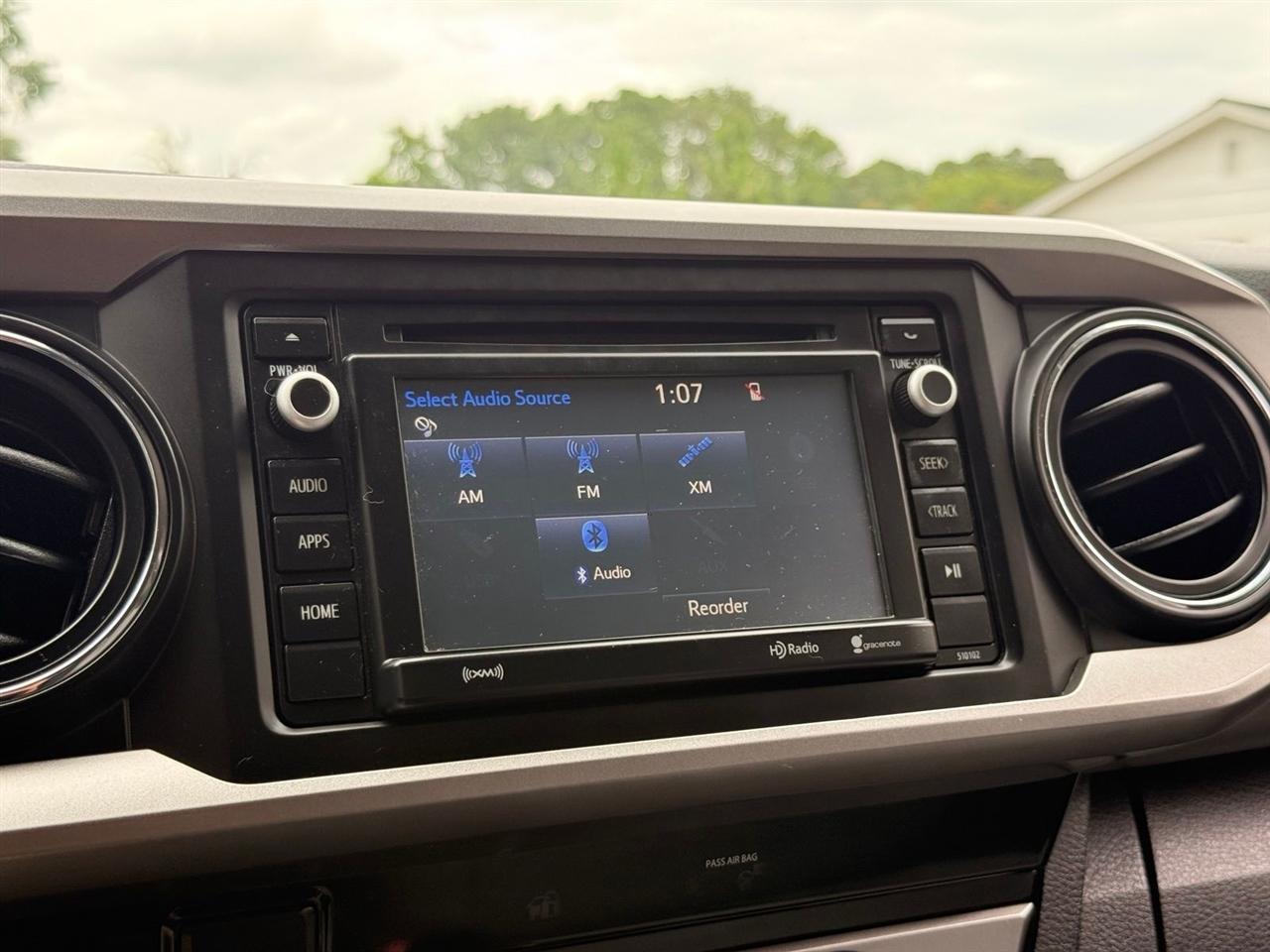 Toyota Tacoma  2018