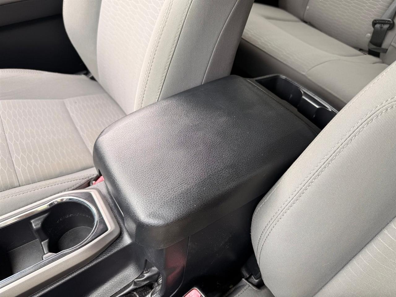 Toyota Tacoma  2018