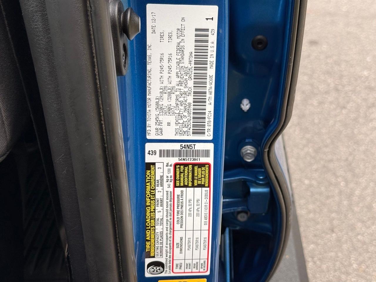 Toyota Tacoma  2018