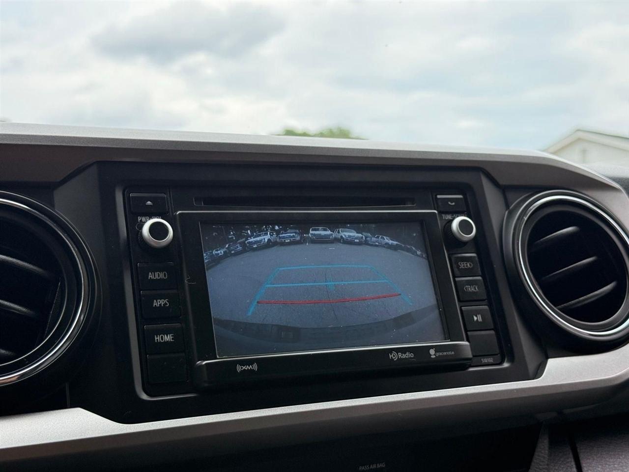 Toyota Tacoma  2018