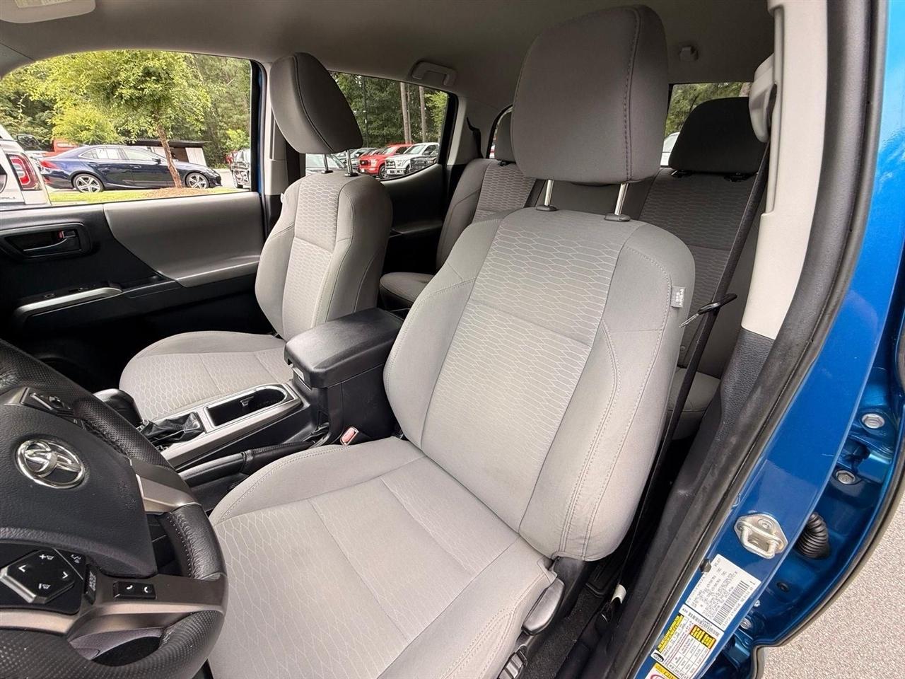 Toyota Tacoma  2018